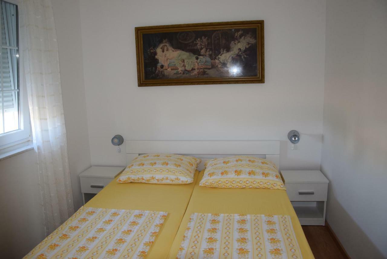 Apartmani Diana メドゥリン エクステリア 写真