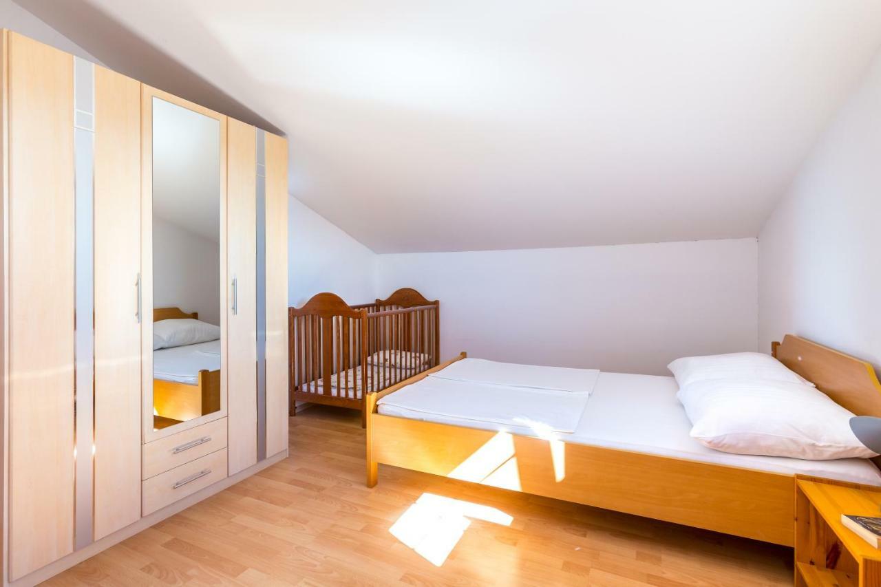 Apartmani Diana メドゥリン エクステリア 写真