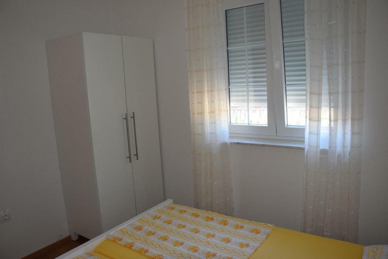 Apartmani Diana メドゥリン エクステリア 写真